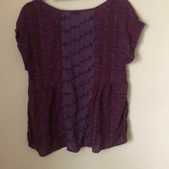 Purple patterned short sleeve blouse - Picture 2 of 2